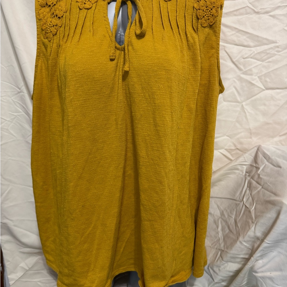 Time and Tru Mustard Yellow Sleeveless Tank with Floral Detail